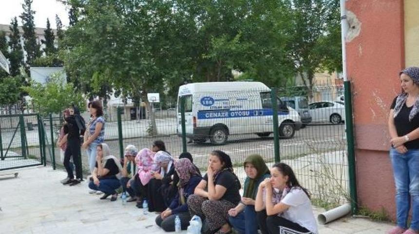 Liseli Gen&ccedil; Kızdan Acı Haber (2)