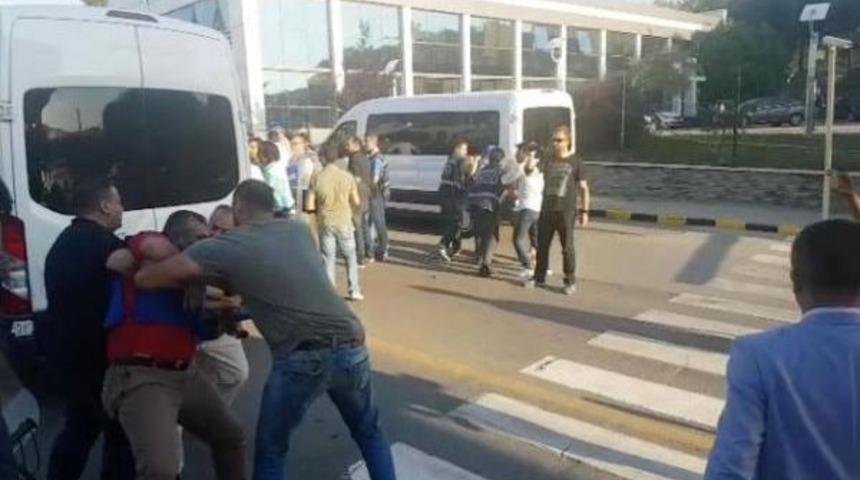 Petkim'de Sendika Y&ouml;neticilerinin G&ouml;zaltına Alınması Gerginliği Arttırdı