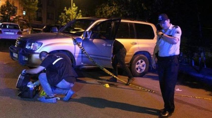 Gece Kul&uuml;b&uuml; Sahibi Beşiktaş'ta Silahlı Saldırıya Uğradı