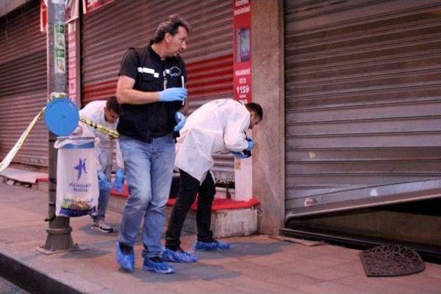 K&uuml;&ccedil;&uuml;k&ccedil;ekmece de Kuyumcu Soygunu 1