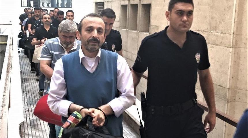 19 Doktor Adliyeye Sevk Edildi