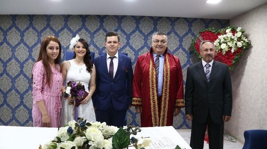 Başkan Kesimoğlu&rsquo;ndan Gen&ccedil; &Ccedil;ifte S&uuml;rpriz