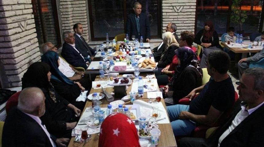 Vali Tapsız, Şehit Aileleri Ve Gazilerle İftarda Buluştu