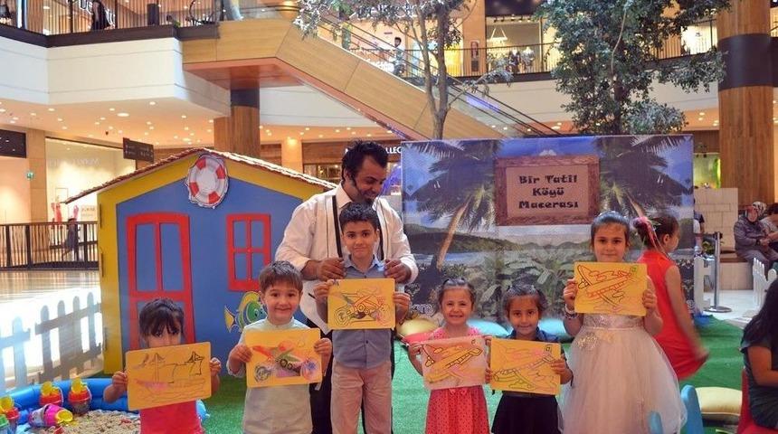 &Ccedil;ocukların Bayram Eğlencesi Piazza&rsquo;dan