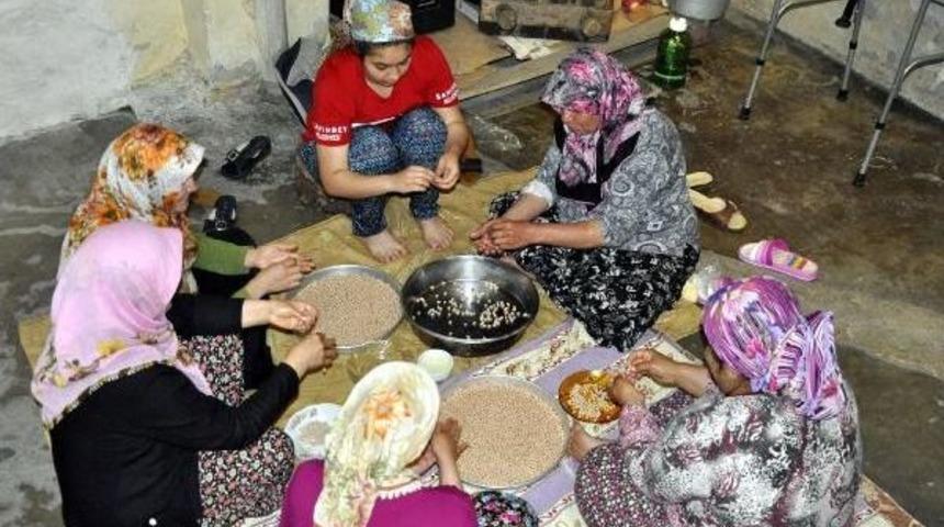 Gaziantepli Kadınların 'yuvalama' Mesaisi