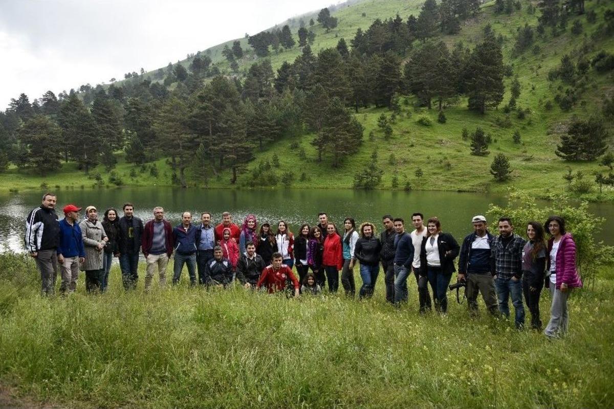 G&uuml;m&uuml;şhaneli Dağcılardan Altınpınar Limni G&ouml;l&uuml;nde Geleneksel İftar Programı
