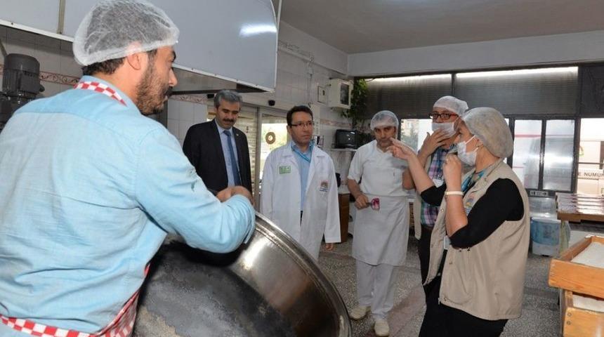 Bayram &Ouml;ncesi Denetim Ekipleri Şekerleme İmalathanelerini Denetledi