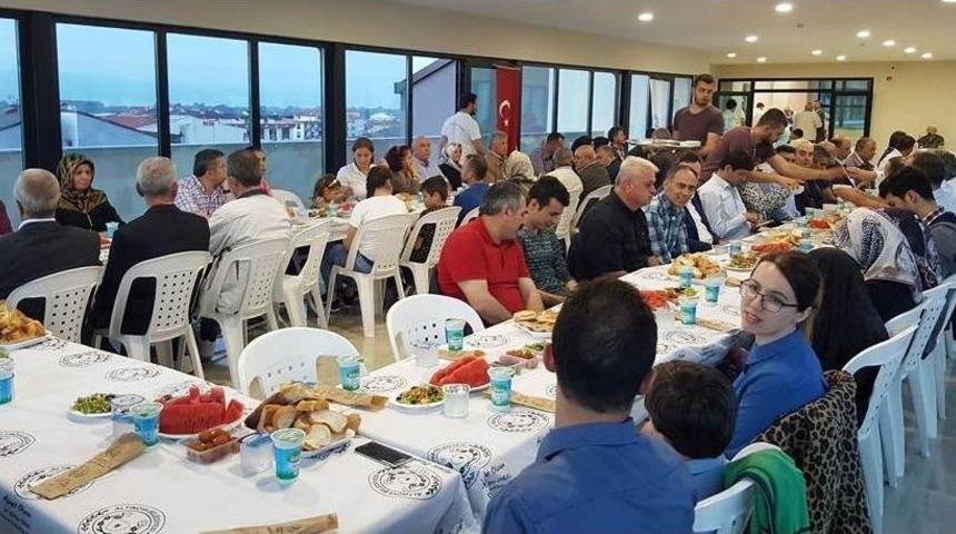 Altınova Belediye Başkanı Dr. Metin Oral: