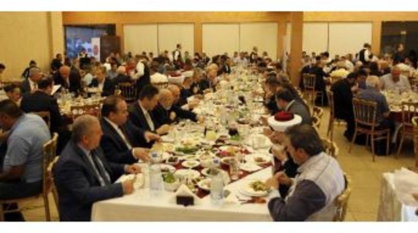 Tika&rsquo;nın L&uuml;bnan&rsquo;da Kurduğu G&ouml;n&uuml;l Sofrası Mardinli Aileleri Ağırladı