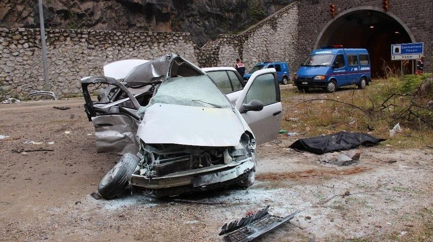 Karab&uuml;k&rsquo;te 2016&rsquo;da 2 Bin 970 Trafik Kazasında 37 Kişi Hayatını Kaybetti