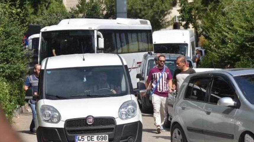 Kışladaki Zehirlenme Soruşturmasında 40 Ş&uuml;pheliden 25'i Adliyeye Sevk Edildi (2)- Yeniden