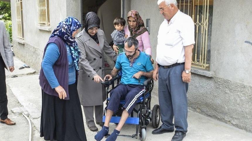 Başkan Toru Yardım Elini Uzattı