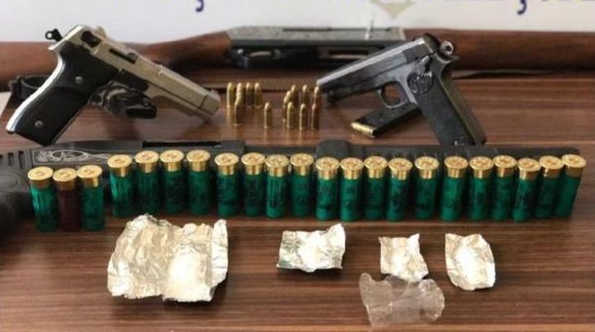 Kayseri'de Uyuşturucu Operasyonu: 2 G&ouml;zaltı