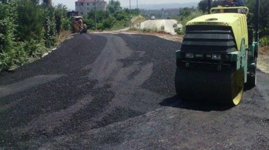 Ak&ccedil;akoca Belediyesi Bağlantı Yolunu Asfaltlandı