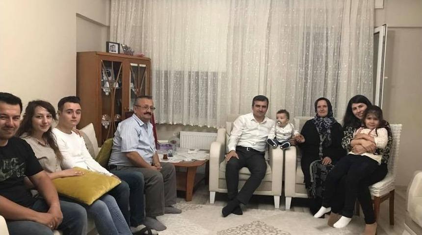 Başkan Yemenici, Şehit Ailesine Misafir Oldu.