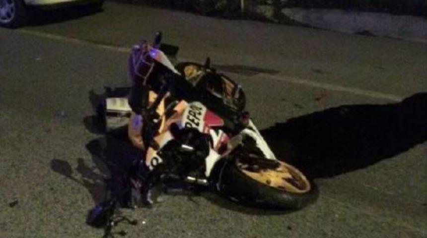 Motosiklet Kazasında &Ouml;ld&uuml;