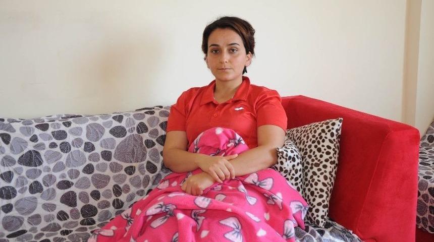 (&ouml;zel Haber) Adını Bilmediği Hastalık Gen&ccedil; &Ouml;ğretmeni Yatağa Bağladı