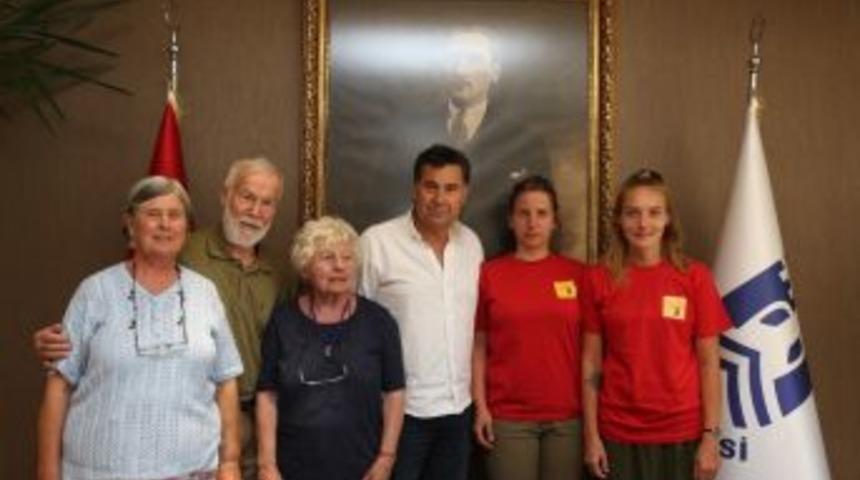 Berlinli Hayvan Severlerden Başkan Kocadon&rsquo;a Teşekk&uuml;r