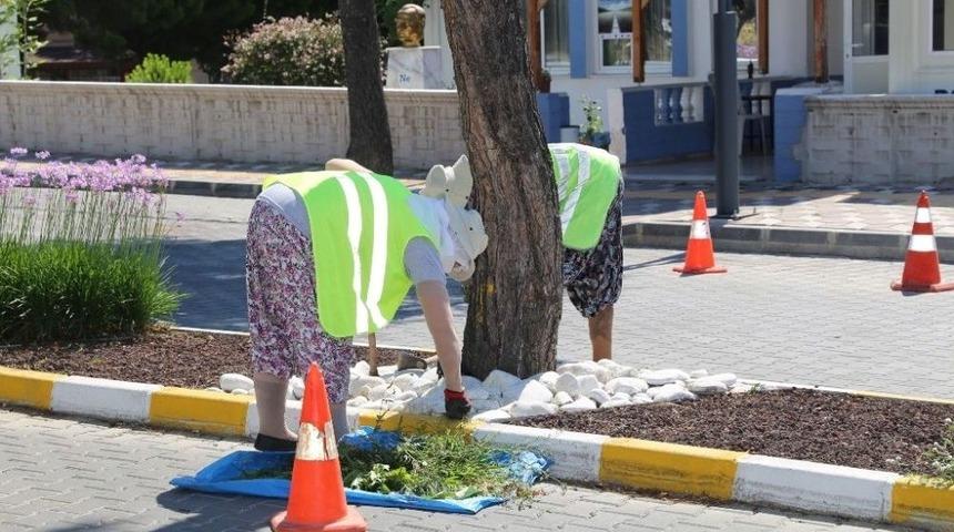 Burhaniye&rsquo; De Ref&uuml;jlere Belediye Makyajı