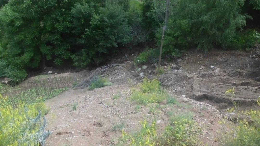 Torul&rsquo;da Dolu Yağışı Tarım Arazilerine Zarar Verdi