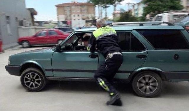 Çocuk Sürücü Ve Babası Polise Zor Anlar Yaşattı