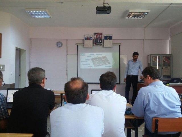 Biga&rsquo;da &Ouml;ğretmenlere Kodlama Eğitimi 1