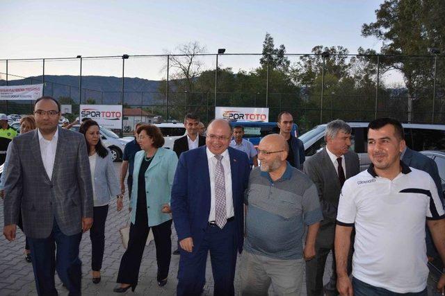 K&ouml;yceğiz&rsquo;de 3 Bin Kişi &rsquo;g&ouml;n&uuml;l&rsquo; Sofrasında Buluştu 1