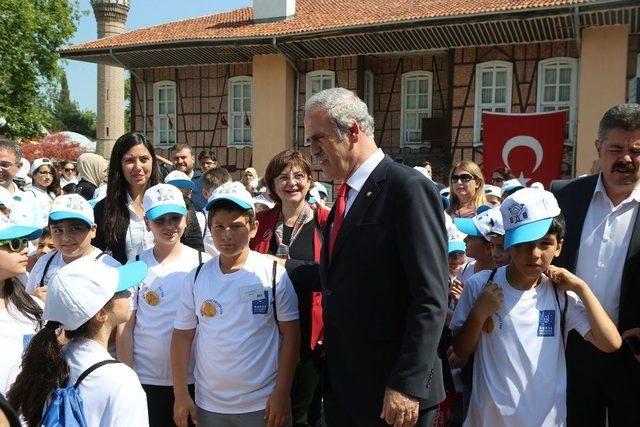 Evrensel Mirasın Gönüllü Bekçileri