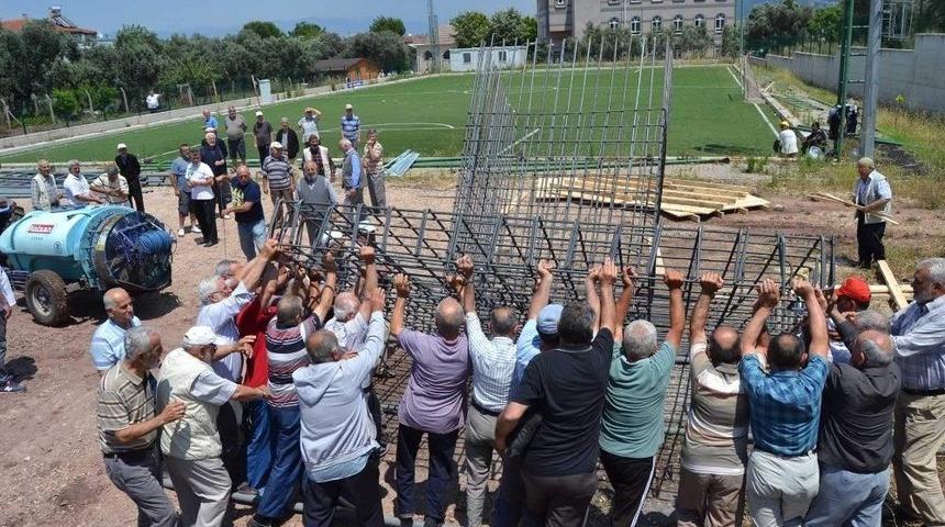 Bursa&rsquo;da Baz İstasyon İsyanı