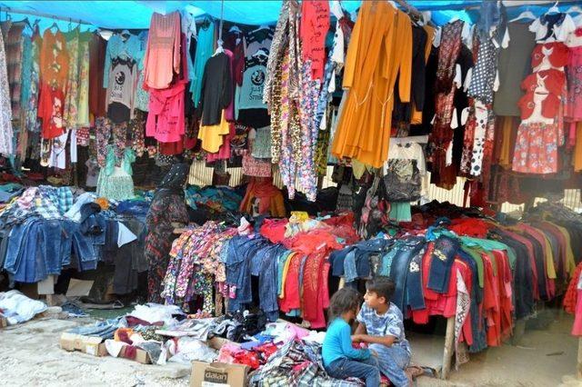 Ak&ccedil;akale Esnafı Satışlardan Memnun Değil 1