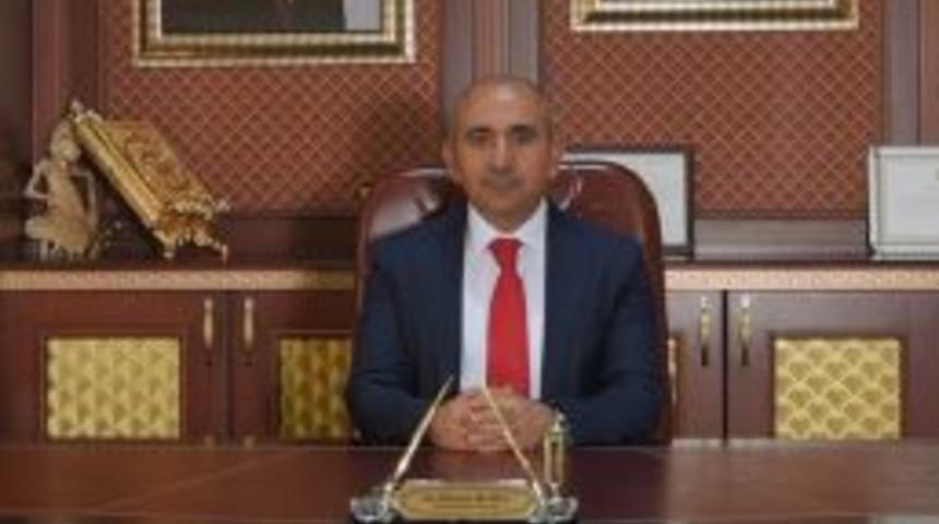 Kara&rsquo;nın Kadir Gecesini Kutladı