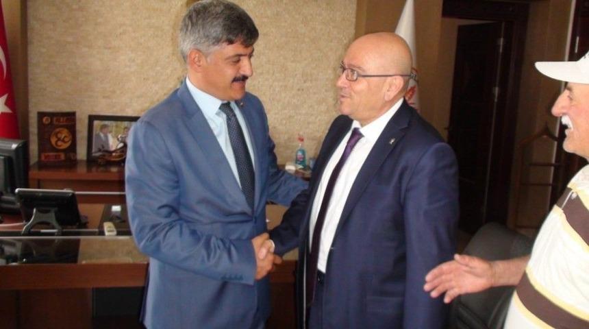 Sarıoğlan&rsquo;da Yusuf Akbulut Belediye Başkanı Oldu