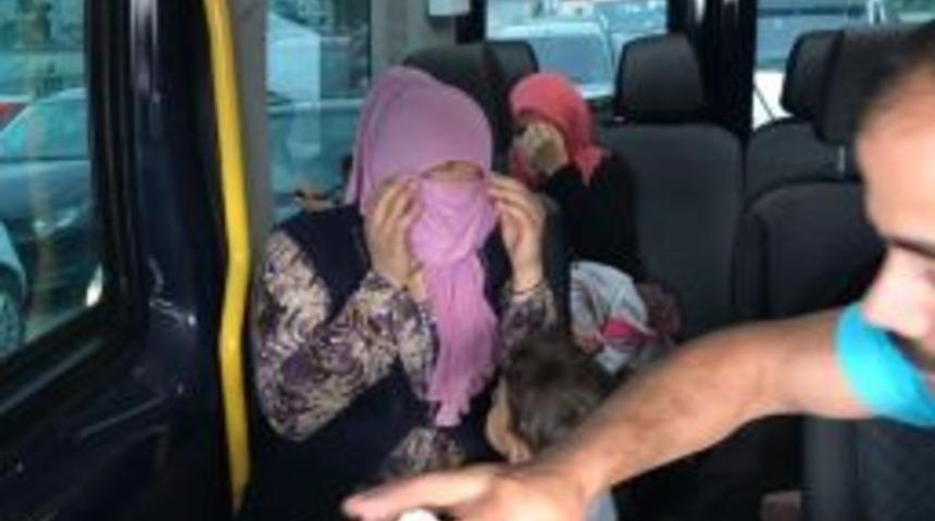 Dilencilikten Topladığı Paraları Ekmeğin İ&ccedil;ine Saklamış