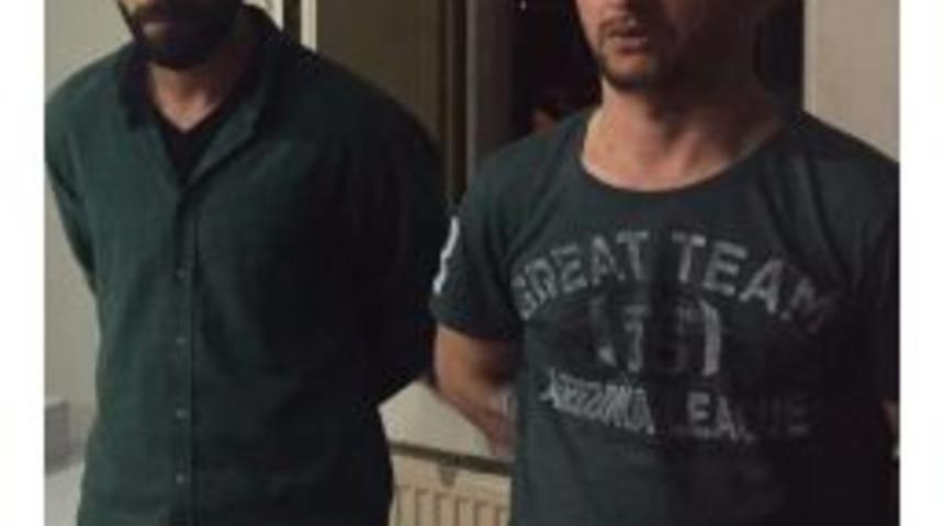 &Uuml;mraniye&rsquo;deki Taksi Durağına Mermi Yağdıran Saldırganlar Yakalandı