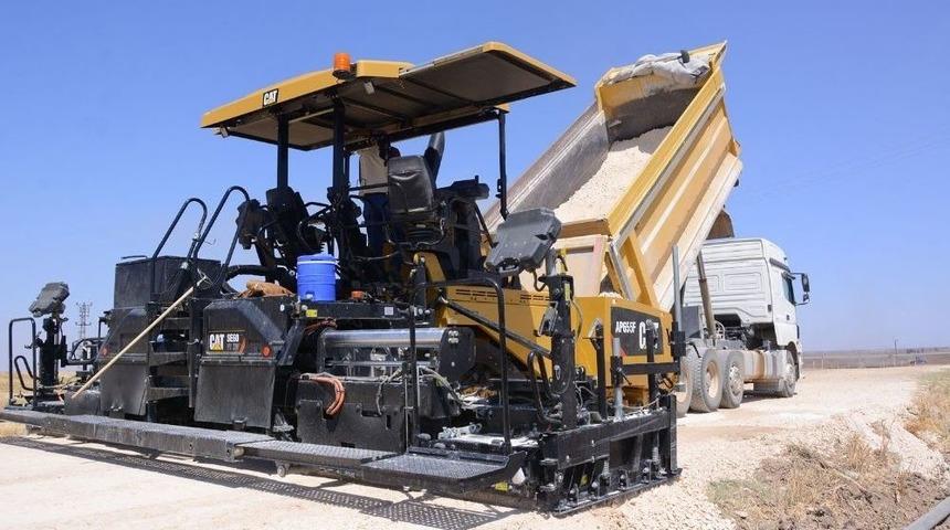 Ceylanpınar&rsquo;da Yol &Ccedil;alışmaları Devam Ediyor