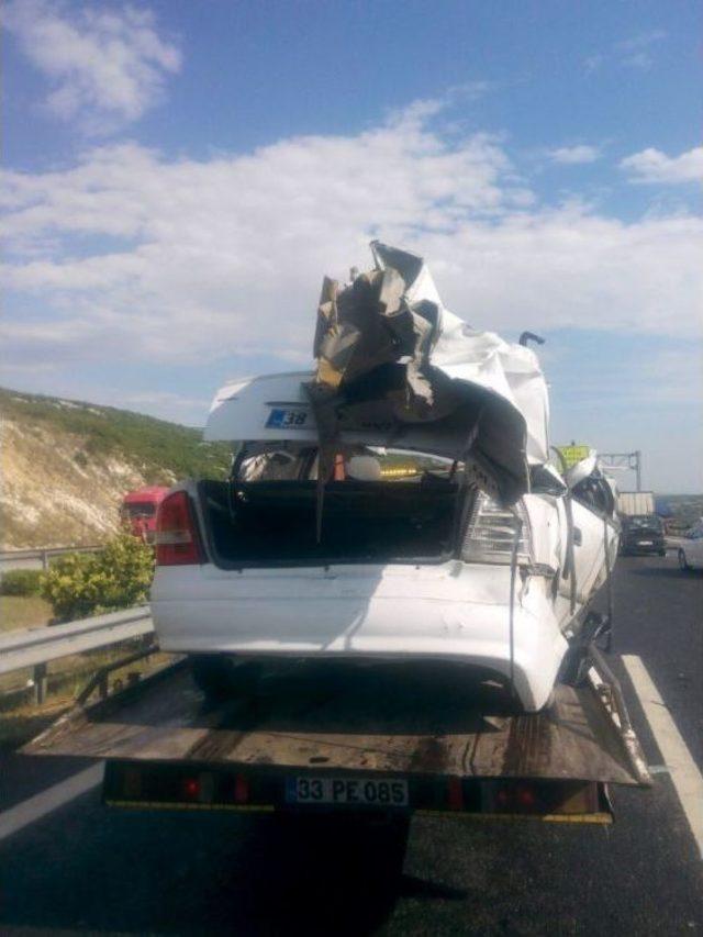 Tarsus’ta Trafik Kazası: 3 Ölü, 3 Yaralı