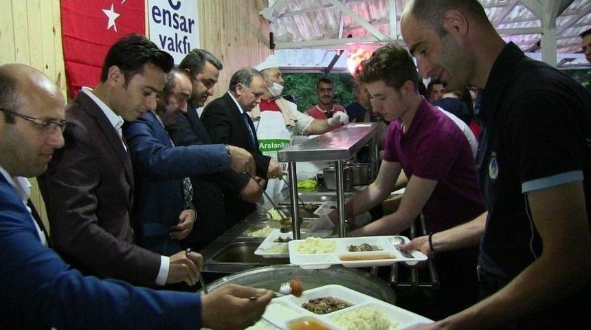 Borçka ‘bir Sofra’da Buluştu