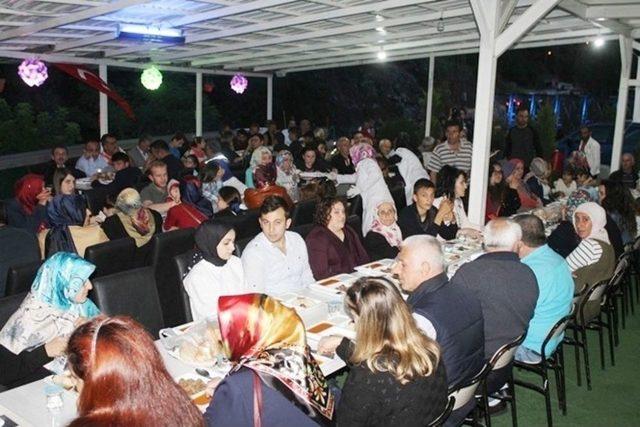 Borçka ‘bir Sofra’da Buluştu