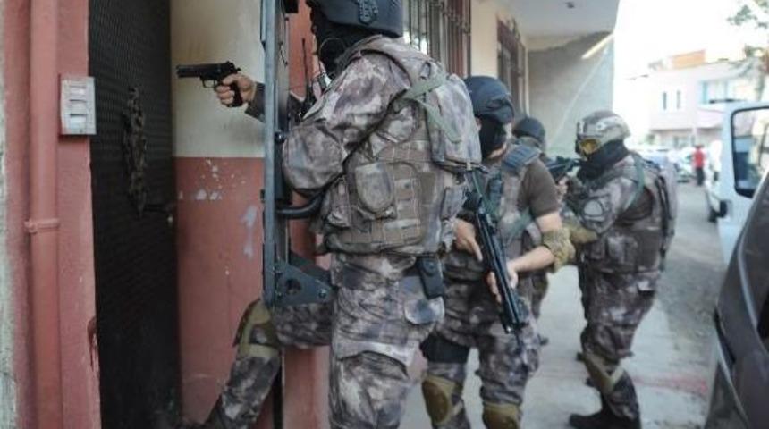 Bursa’Da Helikopter Destekli Uyuşturucu Operasyonu