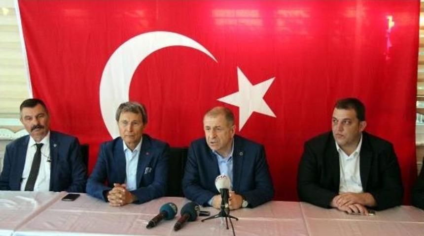 &Uuml;mit &Ouml;zdağ, Mhp'nin T&uuml;z&uuml;k Kurultayı Iptalini Değerlendirdi
