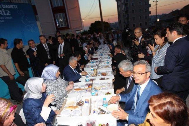 Başbakan Yıldırım: “yolları Böleriz Ama Türkiye’yi Böldürtmeyiz”