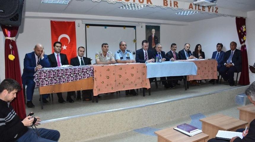 Kızılcahamamlılar, Halk Toplantısı&rsquo;nda Buluştu