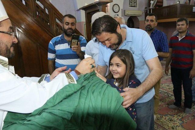 Akhisar&rsquo;da Kadir Gecesine B&uuml;y&uuml;k İlgi 3