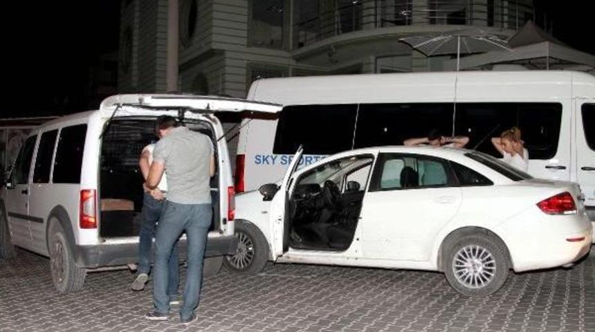 Dur Ihtarına Uymayan 3 Ş&uuml;pheli Yakalandı