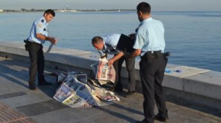 İzmir&rsquo;de Denizden Erkek Cesedi &Ccedil;ıktı