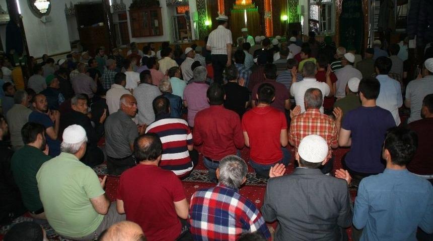 Kadir Gecesi Devrek&rsquo;te Coşkuyla İdrak Edildi