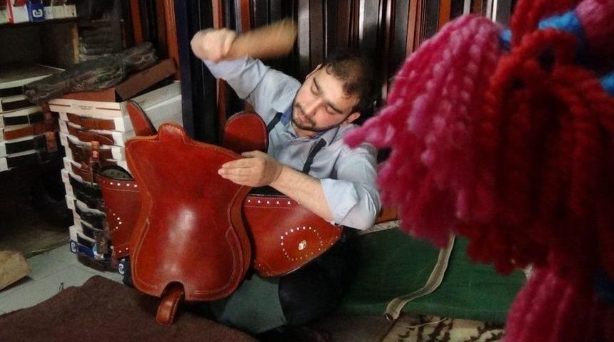 Atlı Sporlara İlgi Arttı, Sara&ccedil;ların İşi A&ccedil;ıldı