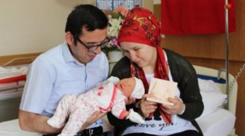 &rsquo;3 Boyutlu&rsquo; Bebek D&uuml;nyaya Geldi