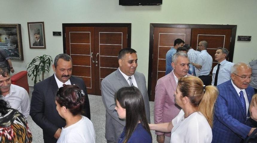 Tarsus Belediyesi&rsquo;nde Bayramlaşma