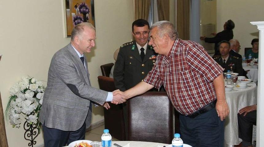 Tugay Komutanlığında Şehit Ve Gazi Ailelerine İftar